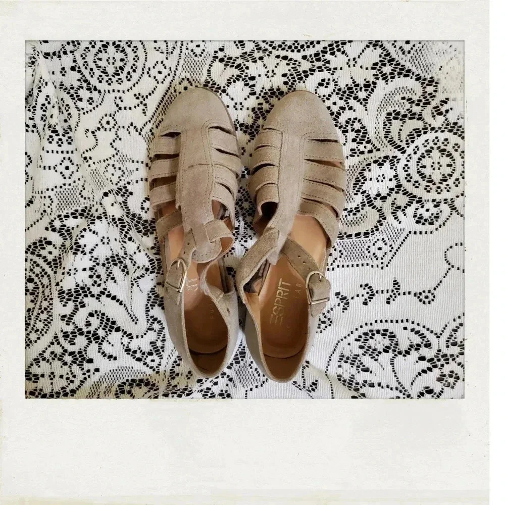 Esprit | Vintage Cream Suede Espadrille Huaraches Buckled RARE Sandals